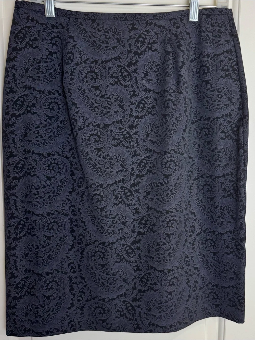T Milano Size 8 Paisley 2 Piece Skirt Suit Blazer Gray Black Career